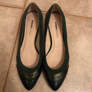 Artemis green flats